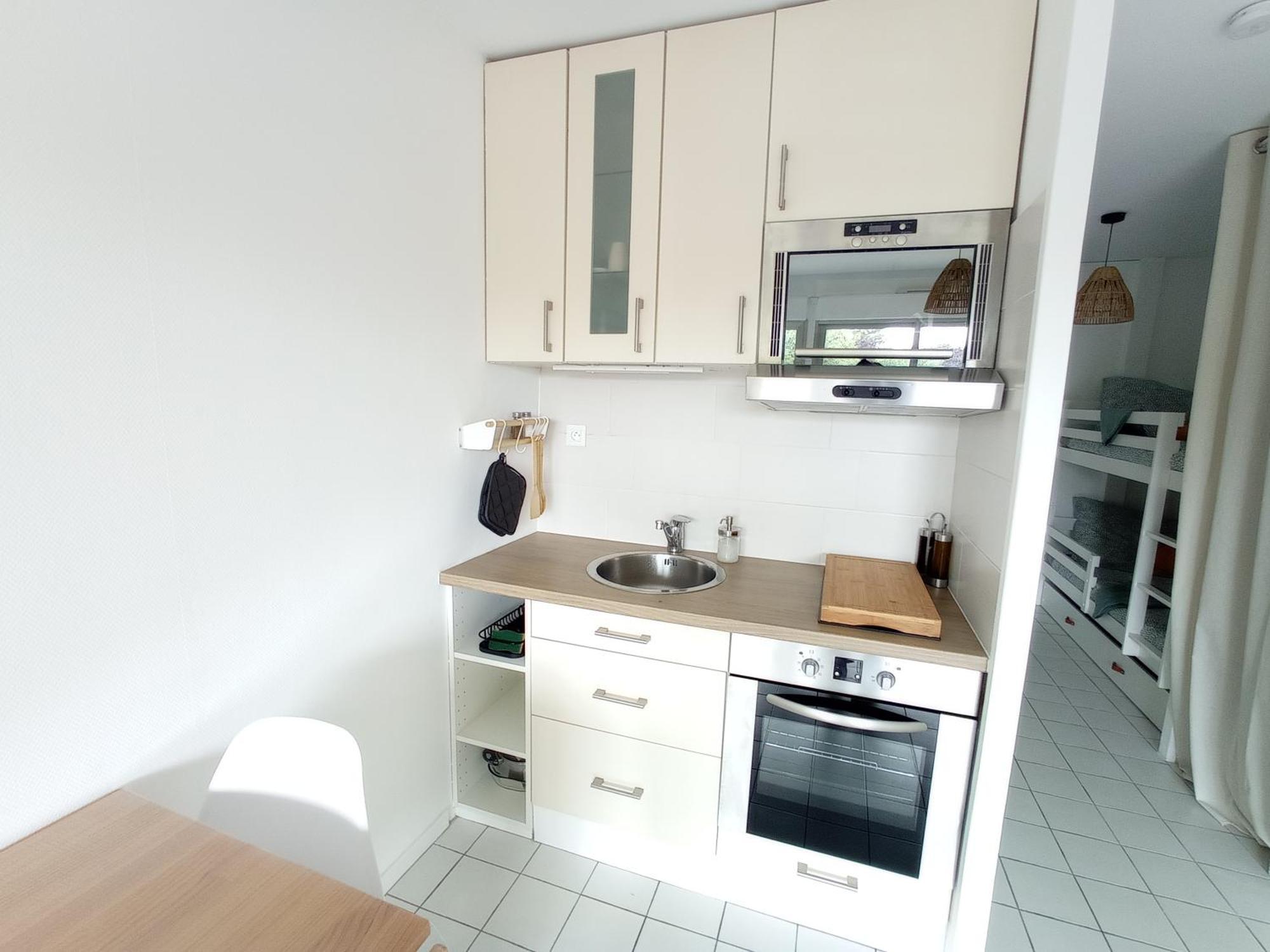Apartment Cocon Moderne, Piscine, Parking, Proche